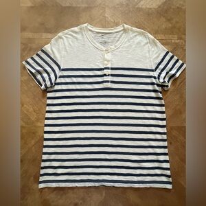 GAP Men’s Henley Tee – XL – Off-White/Navy Stripes – Summer 2013